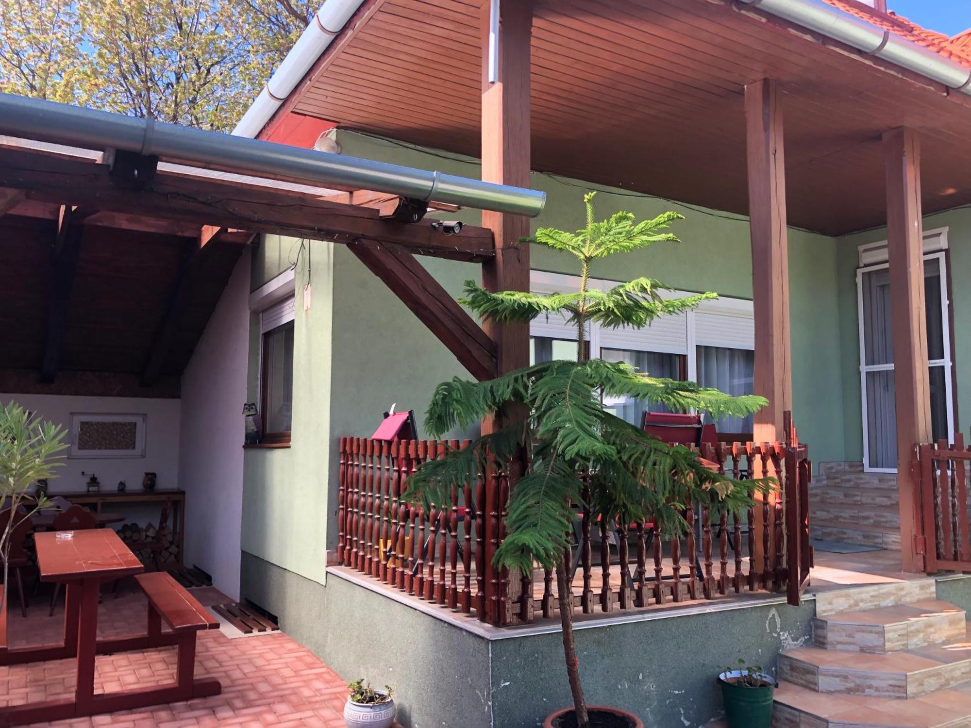 Bakonyi Mamutfenyő Vendégház Tés Exterior foto