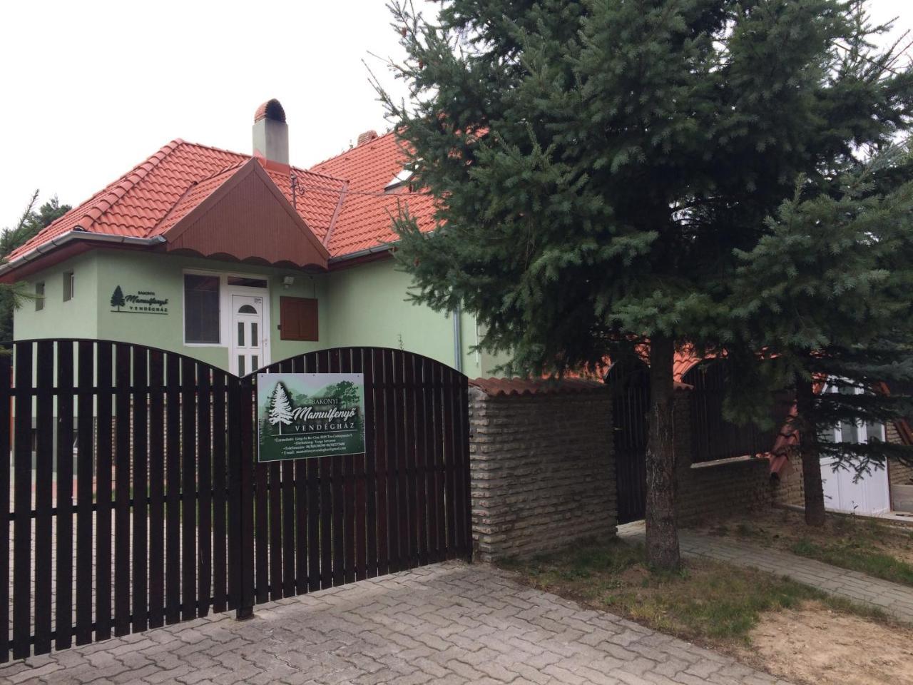 Bakonyi Mamutfenyő Vendégház Tés Exterior foto